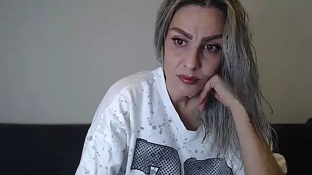 AshlineKatte online show from 11-07-25, 01:22