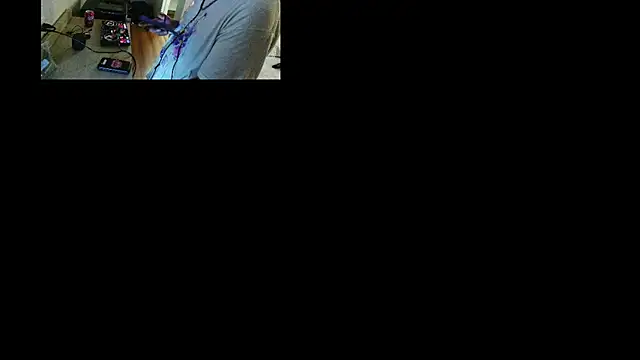 Snapshot of justthetip4209 chatting on 03-04-25, 03:26 justthetip4209 online show from 03-04-25, 03:26