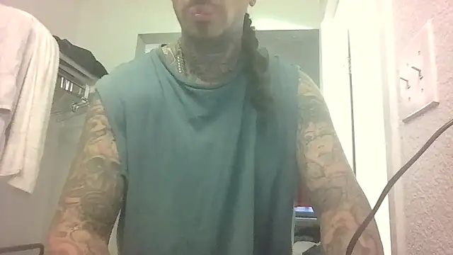 Snapshot of justthetip4209 chatting on 09-27-25, 06:13 justthetip4209 online show from 09-27-25, 06:13