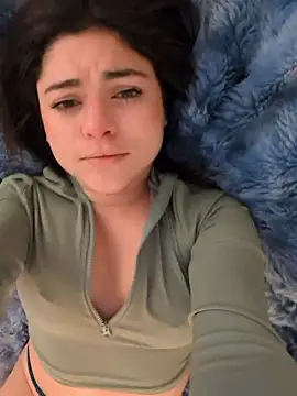 Snapshot of makemesmiley chatting on 01-14-26, 02:50 makemesmiley online show from 01-14-26, 02:50