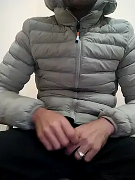 Snapshot of Abdelouahid42 chatting on 11-26-25, 08:43 Abdelouahid42 online show from 11-26-25, 08:43