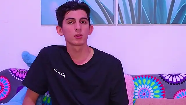 Ana and Leo online show from 01-19-26, 02:21