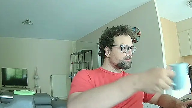 littlehairyman online show from 09-10-25, 07:41