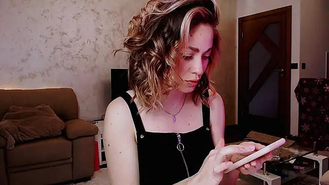 Eroticgiftxxx online show from 02-24-25, 01:42