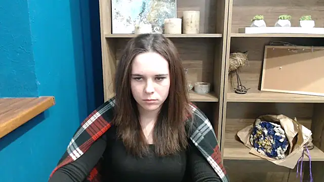 Snapshot of mini_girly chatting on 01-06-25, 12:02 mini girly online show from 01-06-25, 12:02