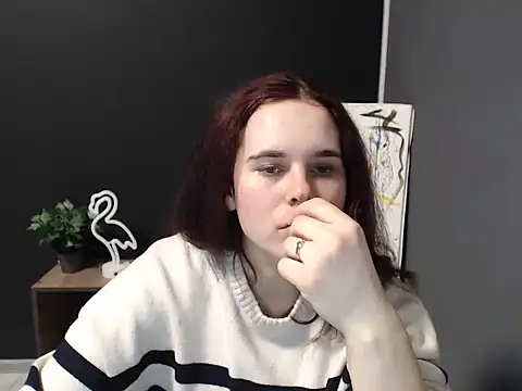 Snapshot of mini_girly chatting on 01-21-25, 02:48 mini girly online show from 01-21-25, 02:48