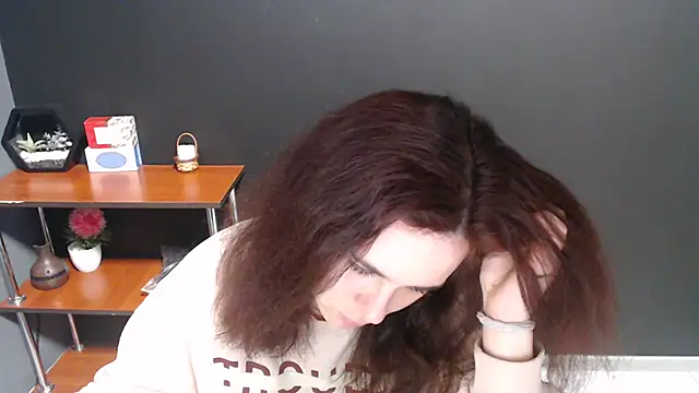 Snapshot of mini_girly chatting on 01-31-25, 07:29 mini girly online show from 01-31-25, 07:29