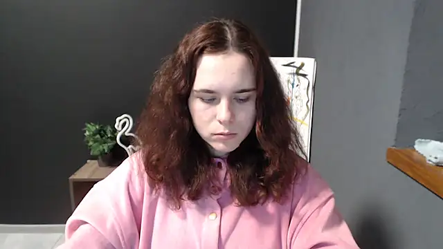 Snapshot of mini_girly chatting on 02-18-25, 01:22 mini girly online show from 02-18-25, 01:22