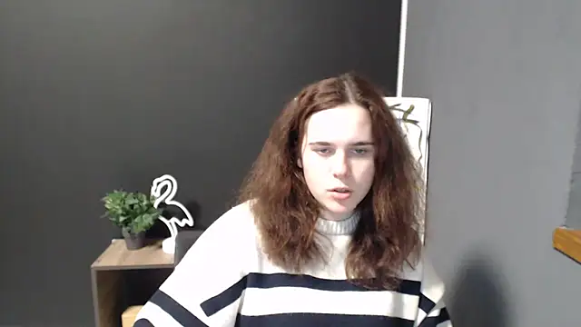 Snapshot of mini_girly chatting on 02-25-25, 03:38 mini girly online show from 02-25-25, 03:38