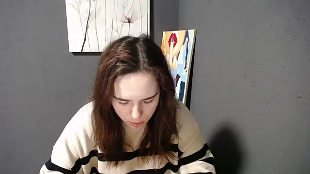 Snapshot of mini_girly chatting on 03-20-25, 07:25 mini girly online show from 03-20-25, 07:25