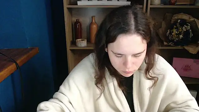 Snapshot of mini_girly chatting on 10-01-25, 06:41 mini girly online show from 10-01-25, 06:41