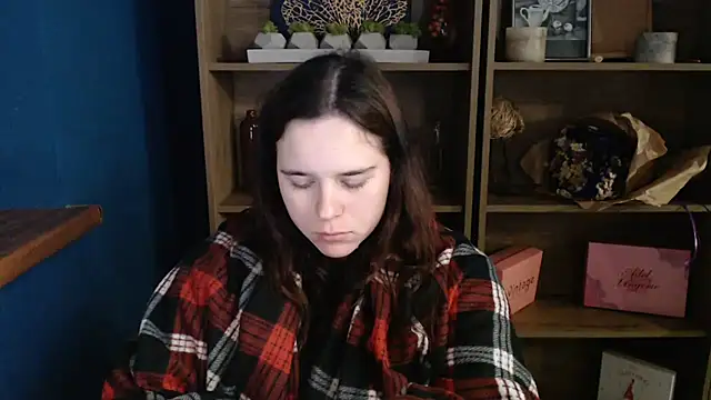 Snapshot of mini_girly chatting on 10-06-25, 07:06 mini girly online show from 10-06-25, 07:06