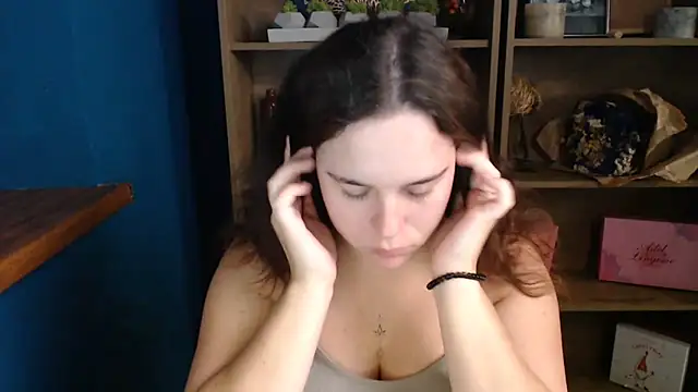 Snapshot of mini_girly chatting on 10-07-25, 09:28 mini girly online show from 10-07-25, 09:28