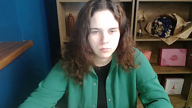 Snapshot of mini_girly chatting on 10-18-25, 12:28 mini girly online show from 10-18-25, 12:28