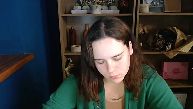 Snapshot of mini_girly chatting on 10-23-25, 01:54 mini girly online show from 10-23-25, 01:54