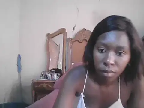 Snapshot of Hotdaily04 chatting on 01-16-25, 06:56 Hotdaily04 online show from 01-16-25, 06:56