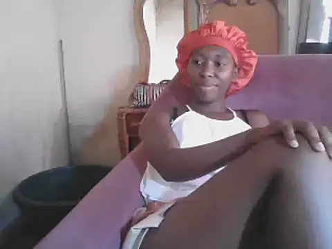 Snapshot of Hotdaily04 chatting on 02-07-25, 12:50 Hotdaily04 online show from 02-07-25, 12:50