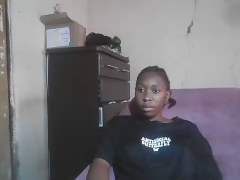 Snapshot of Hotdaily04 chatting on 09-27-25, 07:35 Hotdaily04 online show from 09-27-25, 07:35