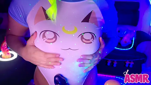 LaytonBox online show from 10-30-25, 04:19