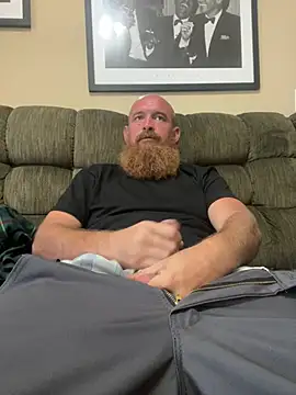 Snapshot of 32XRedBeard chatting on 06-03-26, 09:53 32XRedBeard online show from 06-03-26, 09:53