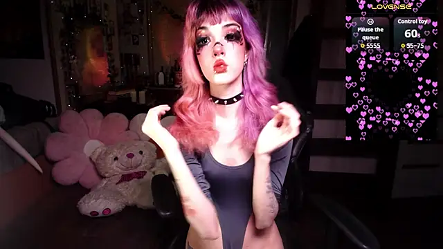 Snapshot of Ink__pleasure chatting on 05-05-26, 12:07 Ink pleasure online show from 05-05-26, 12:07