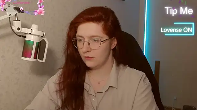 LesyaOxi online show from 01-26-25, 06:07