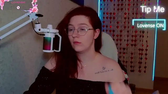 LesyaOxi online show from 01-30-25, 06:46