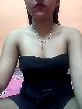 Snapshot of Eisha_20s chatting on 02-07-25, 12:31 Eisha 20s online show from 02-07-25, 12:31