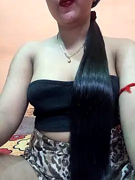 Snapshot of Eisha_20s chatting on 10-09-25, 10:41 Eisha 20s online show from 10-09-25, 10:41