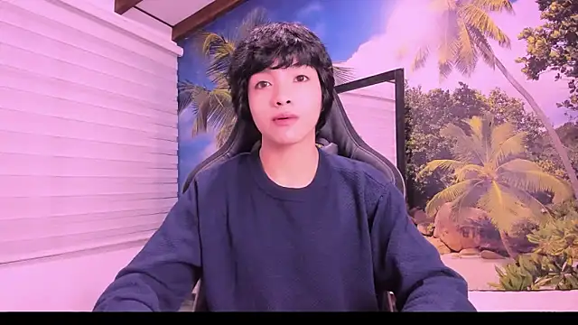 AllanYong18 online show from 02-07-25, 12:31