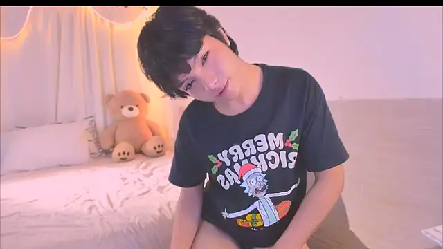 AllanYong18 online show from 11-16-25, 02:00