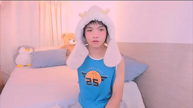 AllanYong18 online show from 01-15-26, 05:23