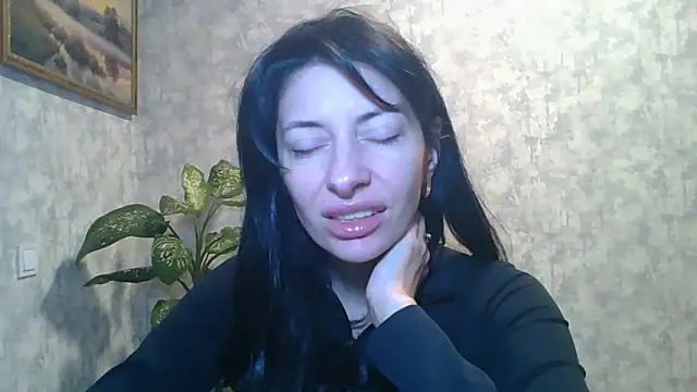 LissaBlossom online show from 10-14-25, 05:08