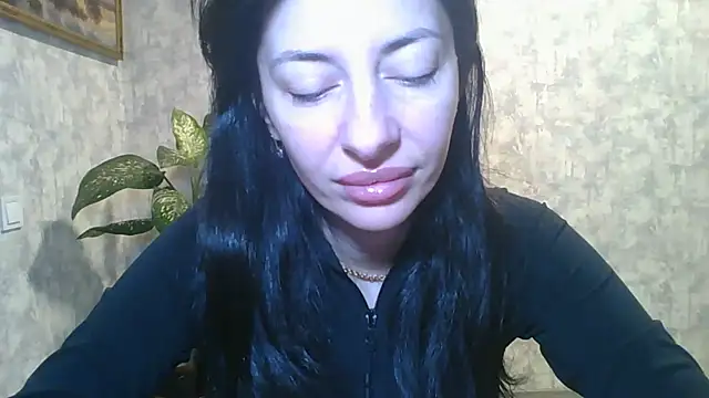 LissaBlossom online show from 10-16-25, 05:30