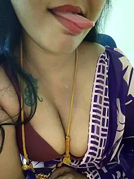 Snapshot of sriyazhini chatting on 03-03-25, 09:00 sriyazhini online show from 03-03-25, 09:00