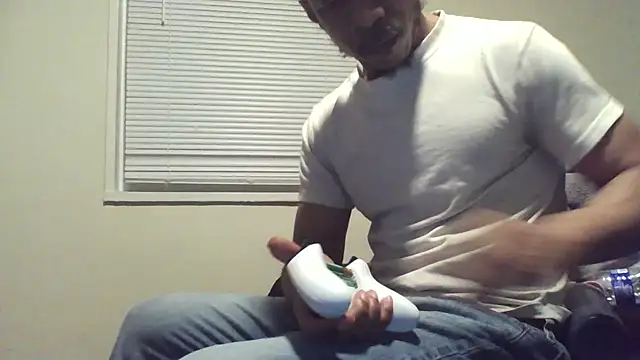 MrDaddyBbSnake online show from 03-13-25, 12:59