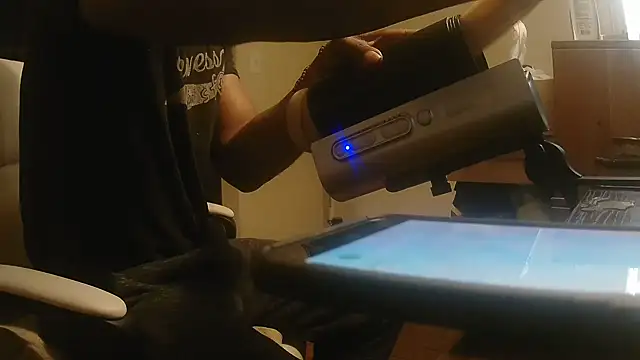 MrDaddyBbSnake online show from 06-05-26, 03:13