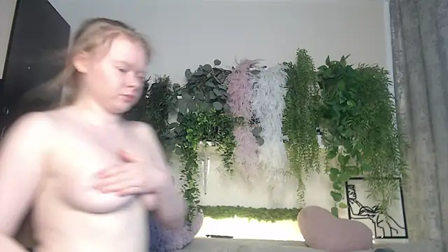 Snapshot of scyrim2 chatting on 03-04-25, 06:58 scyrim2 online show from 03-04-25, 06:58