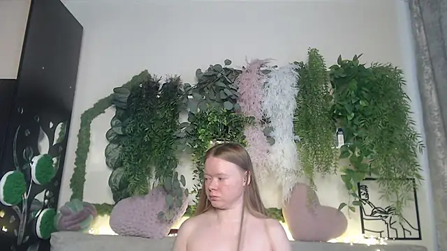 Snapshot of scyrim2 chatting on 03-07-25, 10:02 scyrim2 online show from 03-07-25, 10:02