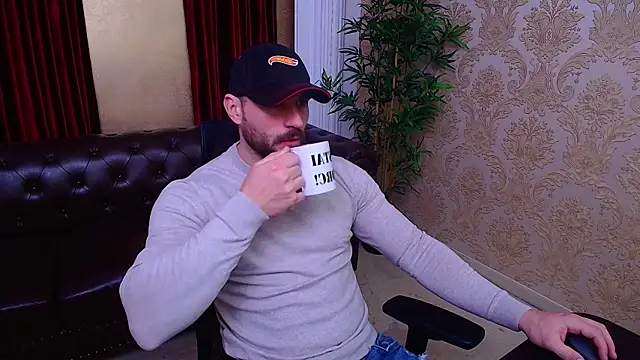 AdamJamesonn online show from 02-11-26, 05:56