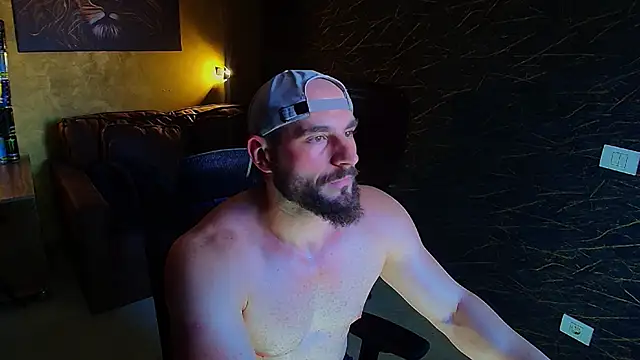 Snapshot of AdamJamesonn chatting on 05-16-26, 10:36 AdamJamesonn online show from 05-16-26, 10:36