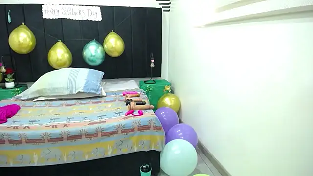 VickyBoobss online show from 03-18-26, 06:44