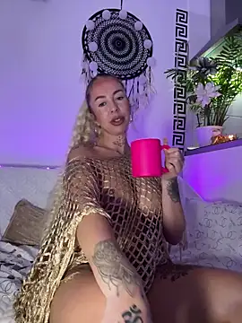 CheekyChels online show from 02-15-26, 04:58