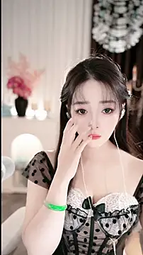 WenBao-Bao online show from 11-20-25, 06:57