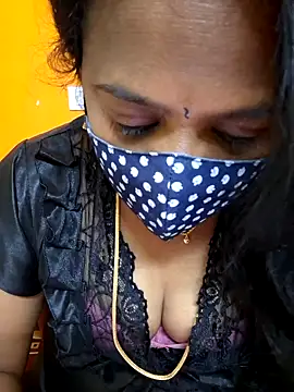 Snapshot of kanikasree chatting on 01-31-25, 06:36 kanikasree online show from 01-31-25, 06:36