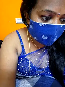 Snapshot of kanikasree chatting on 02-21-25, 01:55 kanikasree online show from 02-21-25, 01:55