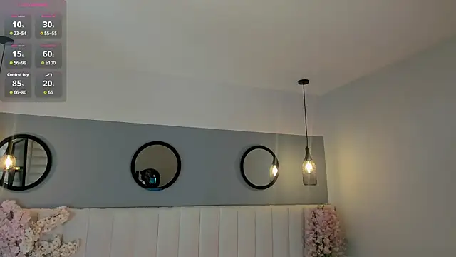 chelsea bolton  online show from 03-25-26, 12:11