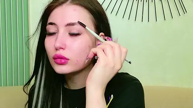 EmmaLawrens online show from 05-24-26, 10:42