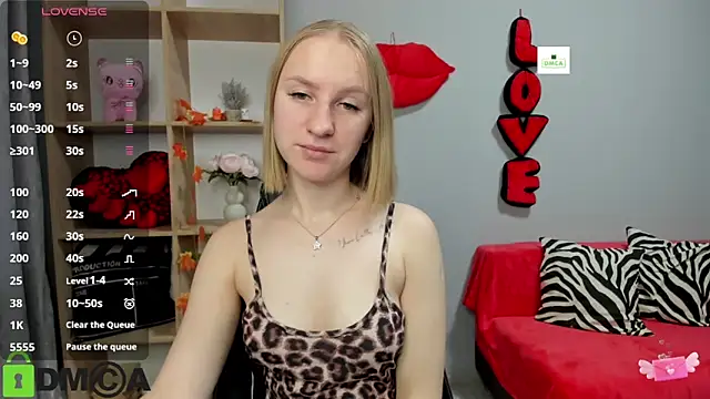 BeautyBlondy online show from 11-04-25, 01:10