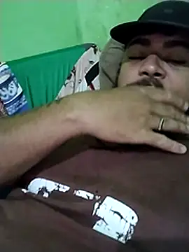 safado0027 online show from 12-15-25, 08:46